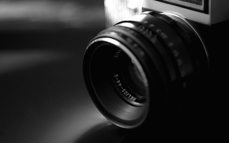 Alt image